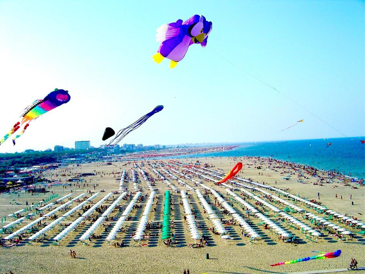 Dena Chalets - Lido Di Spina At The Beach Buitenkant foto